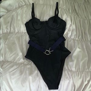 NWOT aerie one piece high leg underwire swimsuit